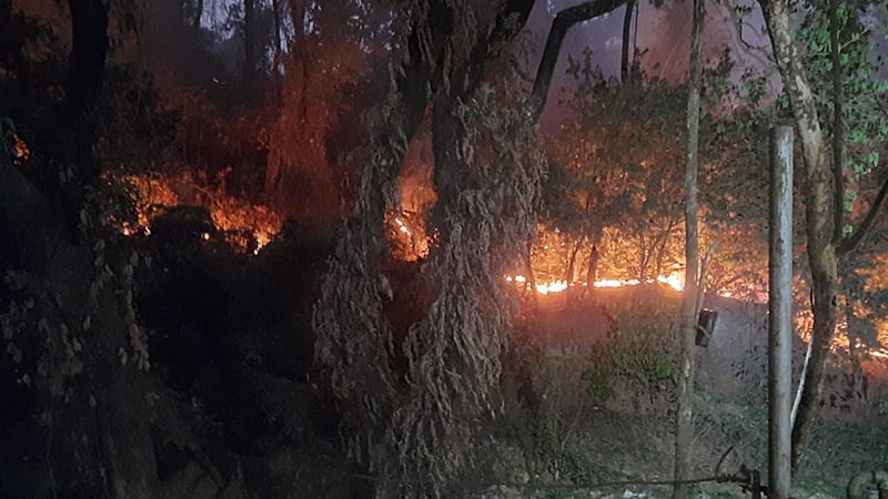 চট্টগ্রামে পাহাড়ে আগুন